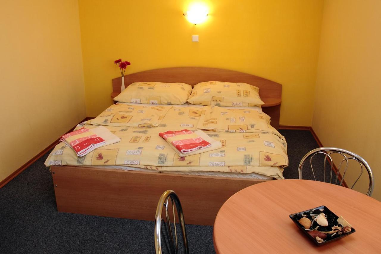 Hotel Ascona à Hrabušice Extérieur photo