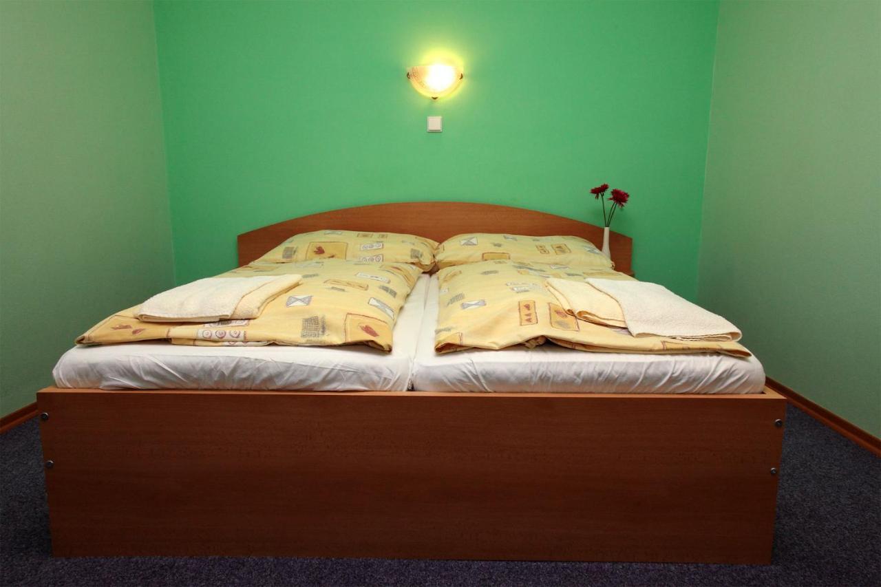 Hotel Ascona à Hrabušice Extérieur photo